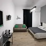 Bhome Fashion Nocleg ze śniadaniem Neapol